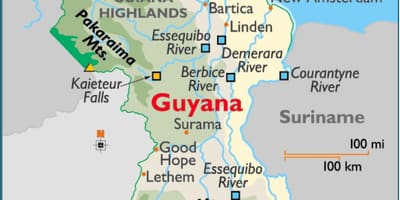 Mapa Guyany ukazuje pohoří